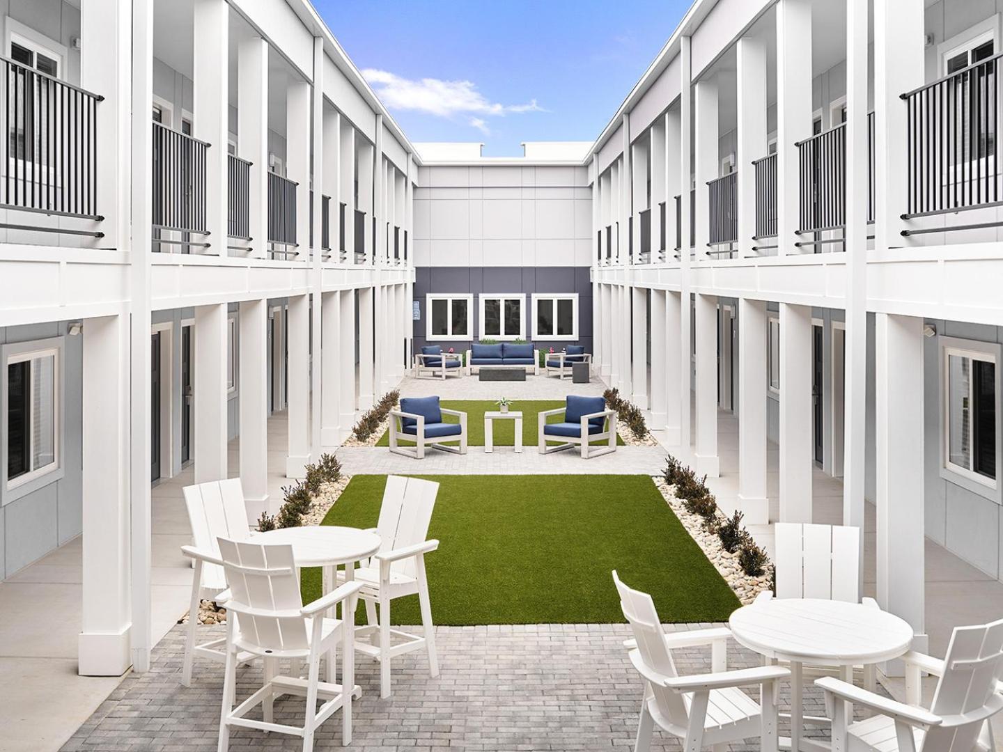 Stayapt Suites Houston-Nasa/Clear Lake Webster Exterior photo